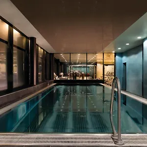 4* Hotel apartamentowy Adina Frankfurt Neue Oper
